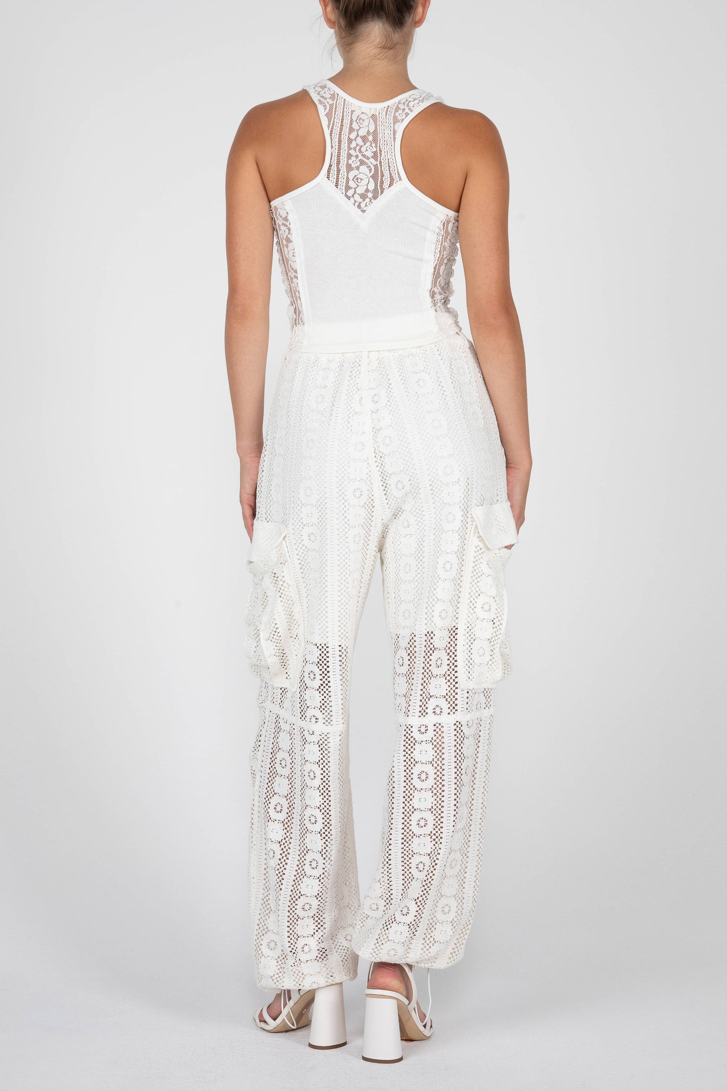 KNOTTED BUTTON TANK