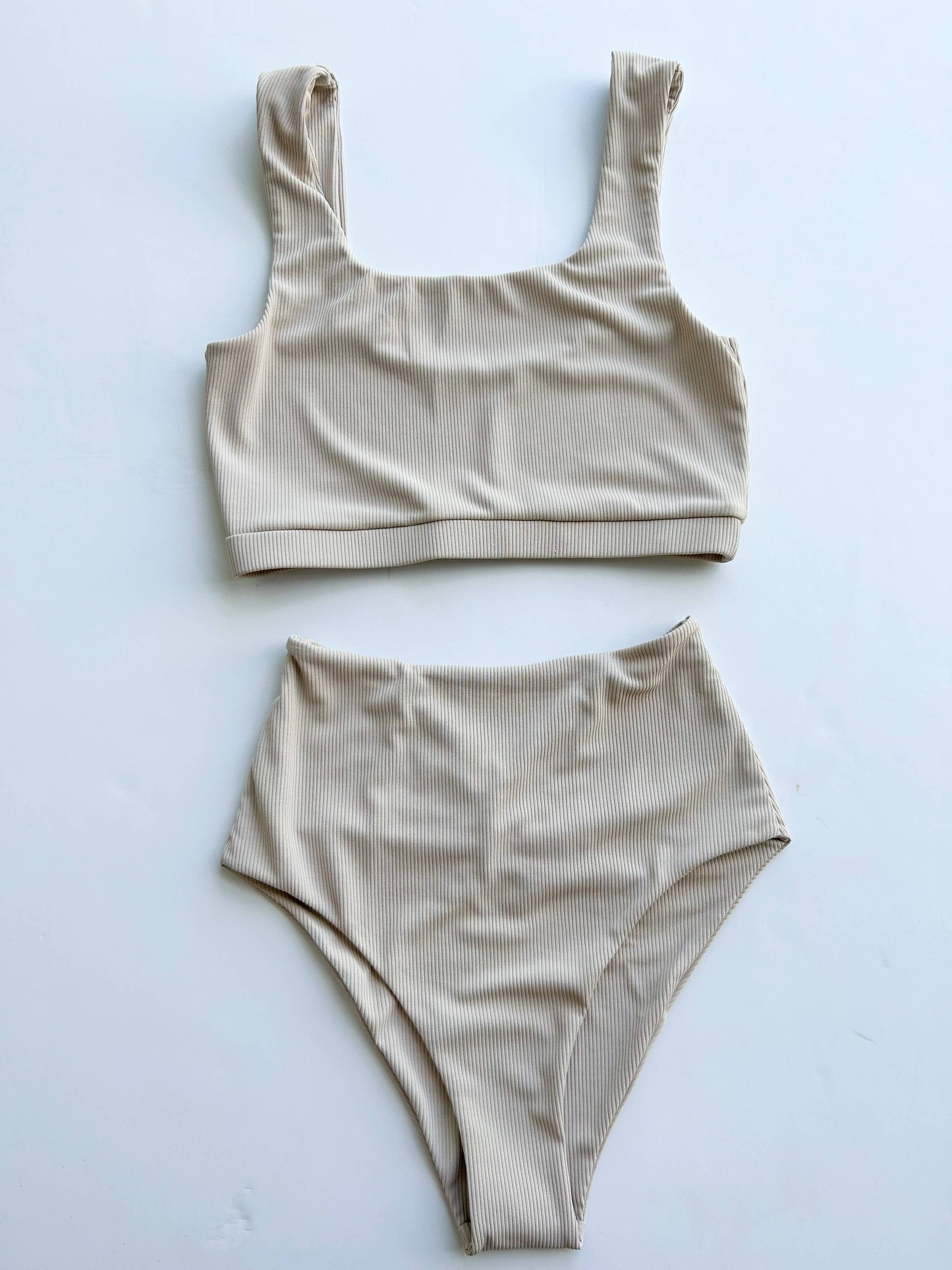 AKONI SWIM SET