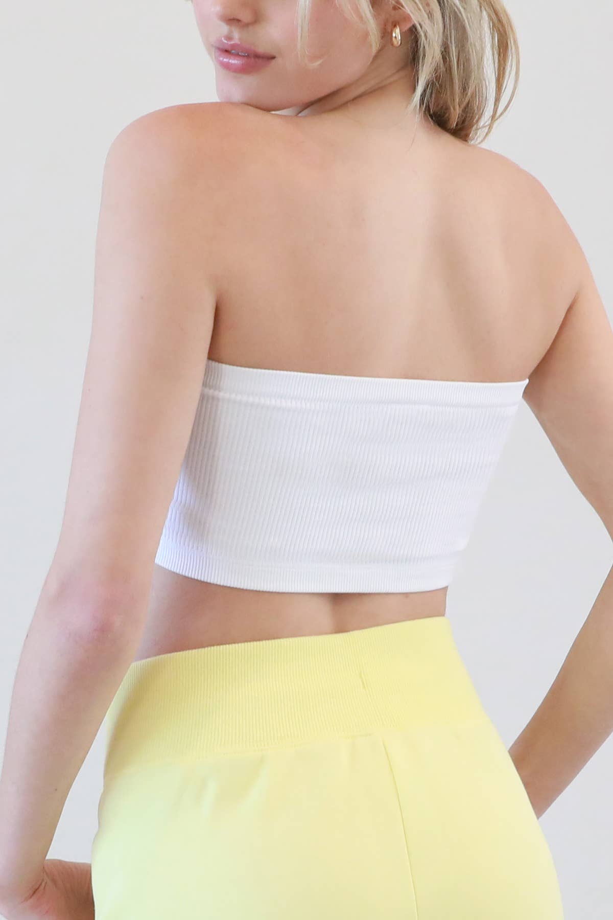 RIBBED BANDEAU TOP