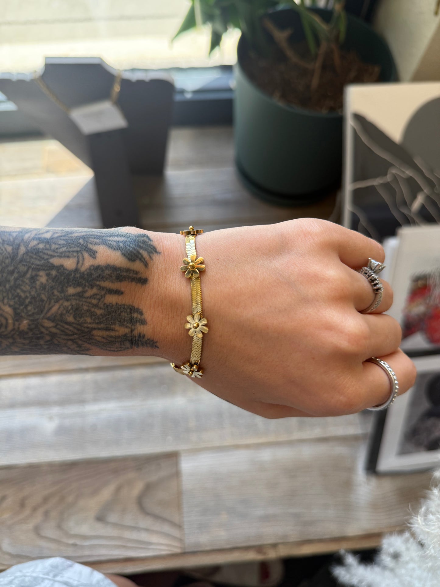 SUMMER BLOOMS BRACELET