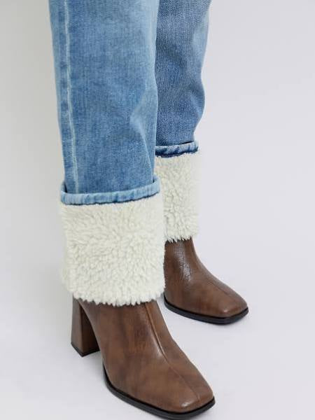 ELSA CUFFED JEAN