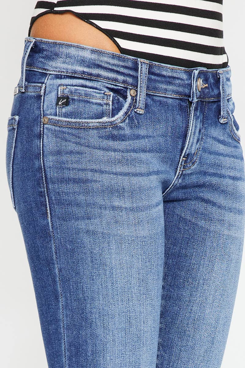 LOW RISE BABY BOOTCUT DENIM