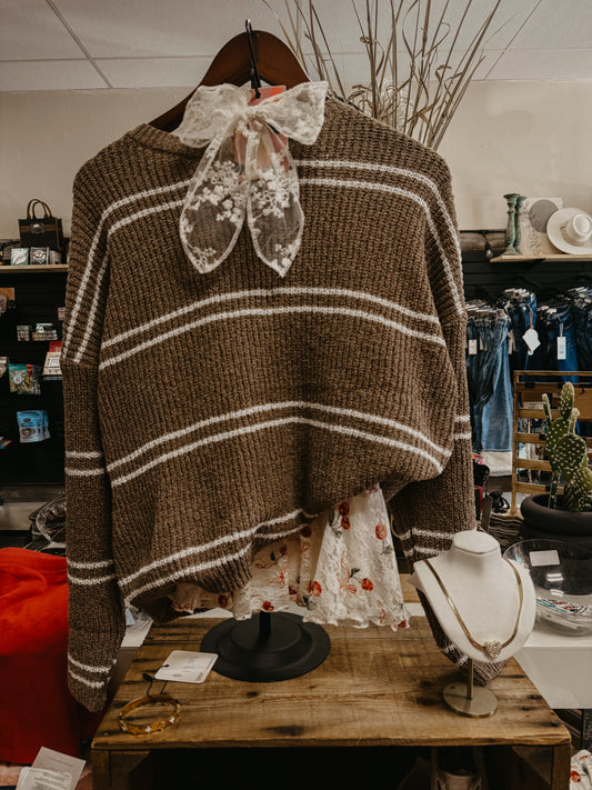 CLOSE ENCOUNTERS SWEATER