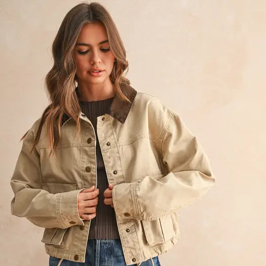 CONTRASTED UTILITY JACKET