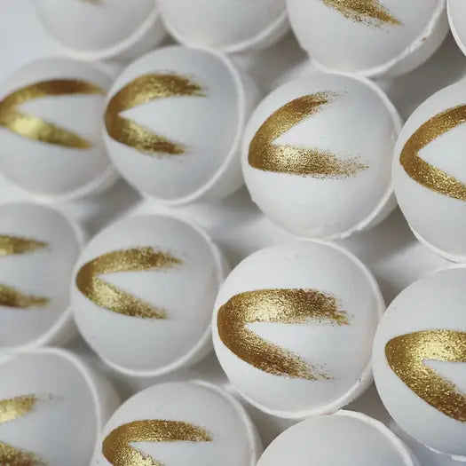 CHRISTMAS BATH BOMBS