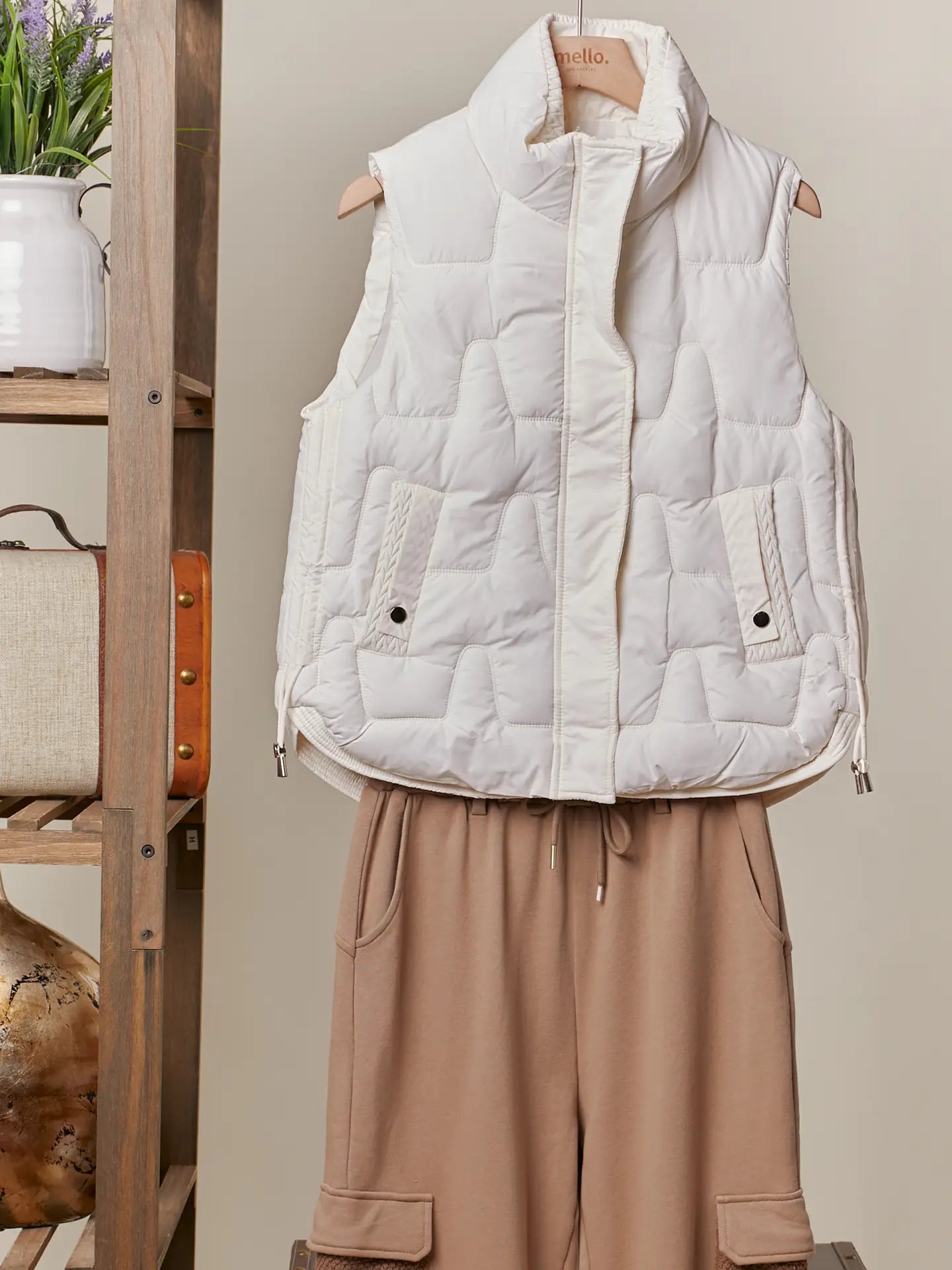 MOCK NECK PUFFER VEST
